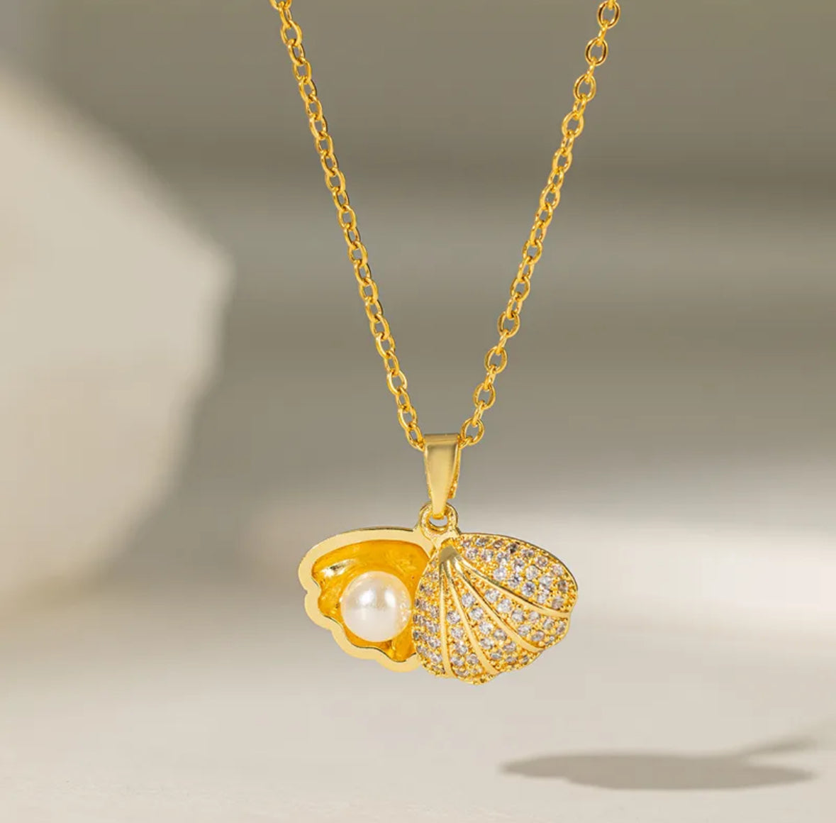 Conchita Necklace