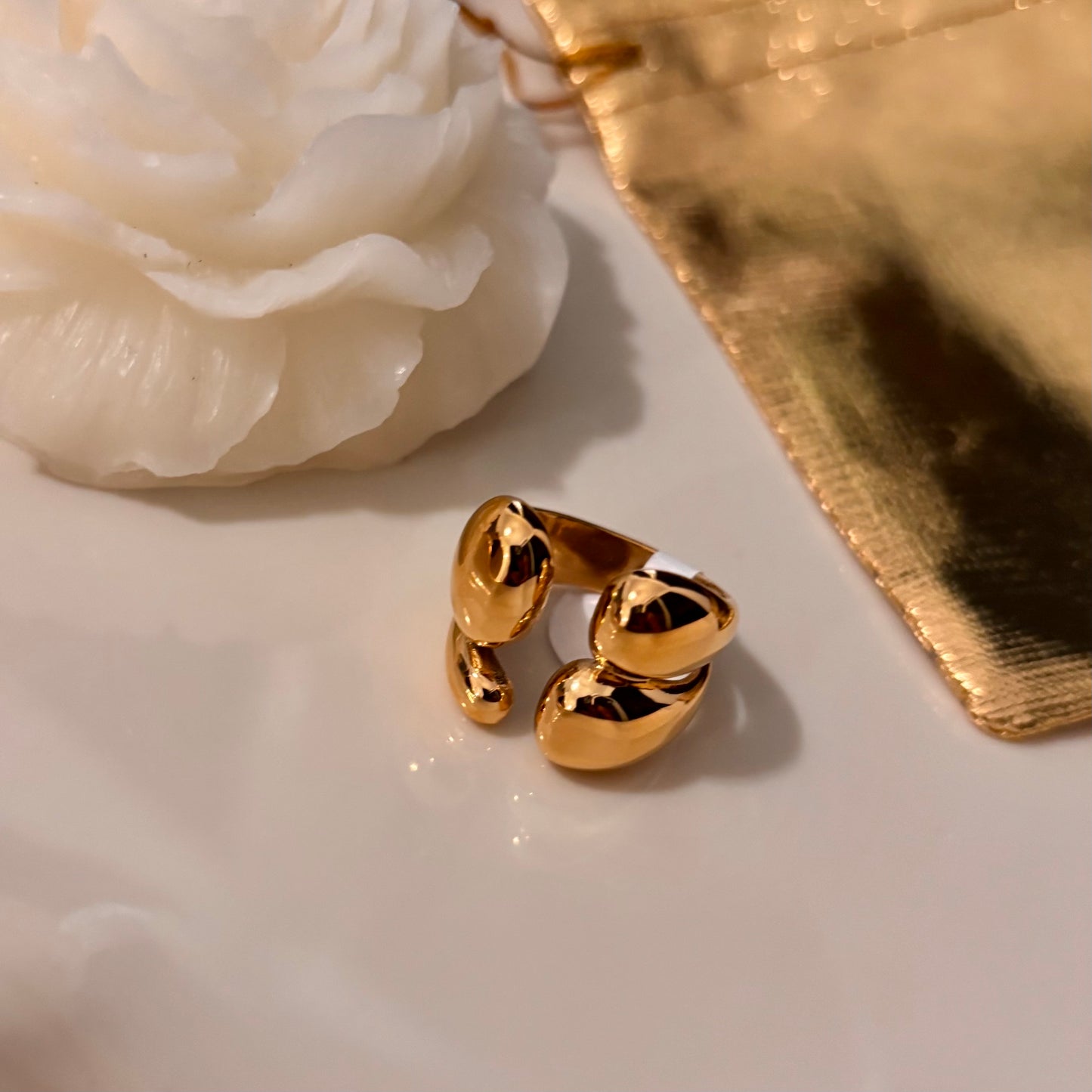 Lucy Ring