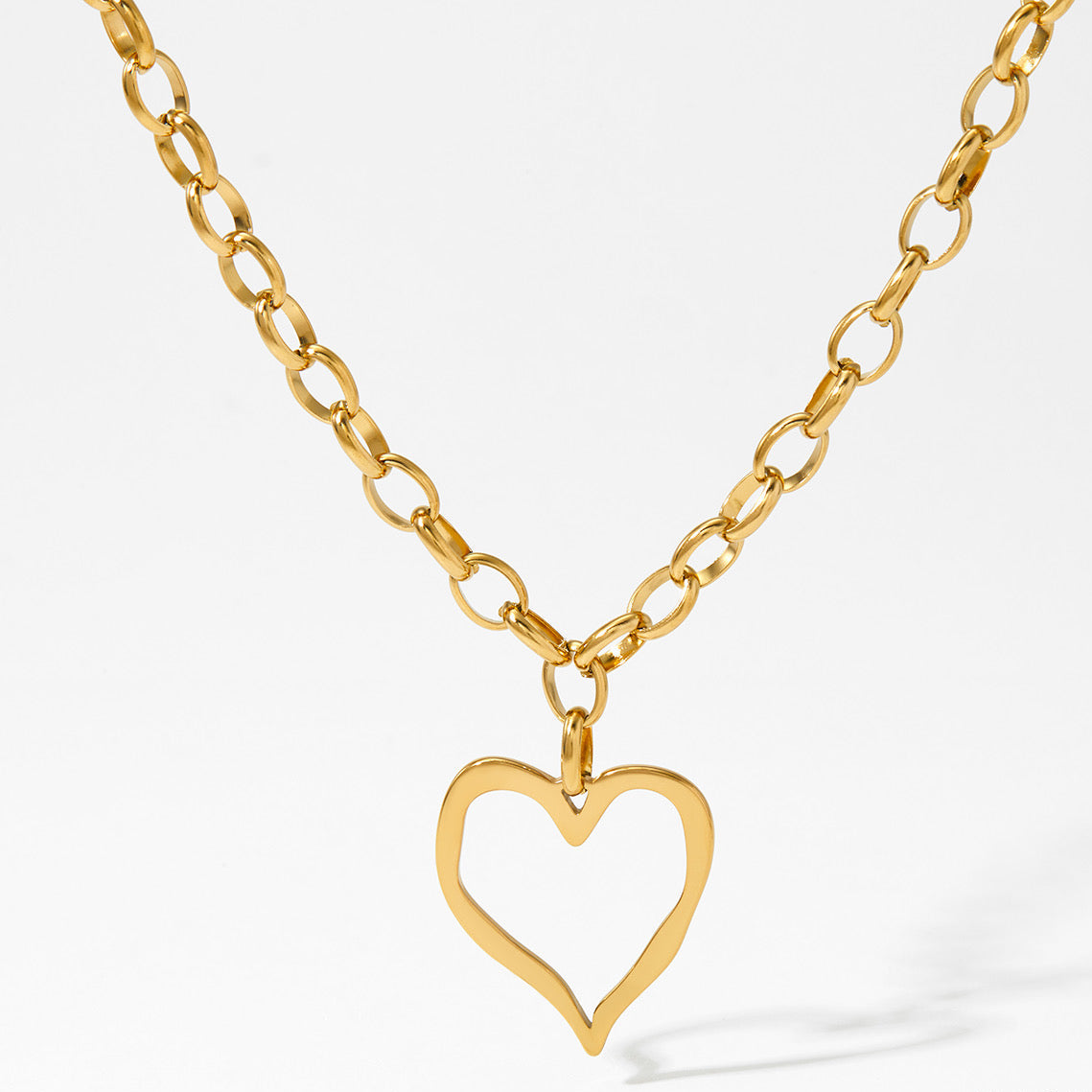 Luve Necklace