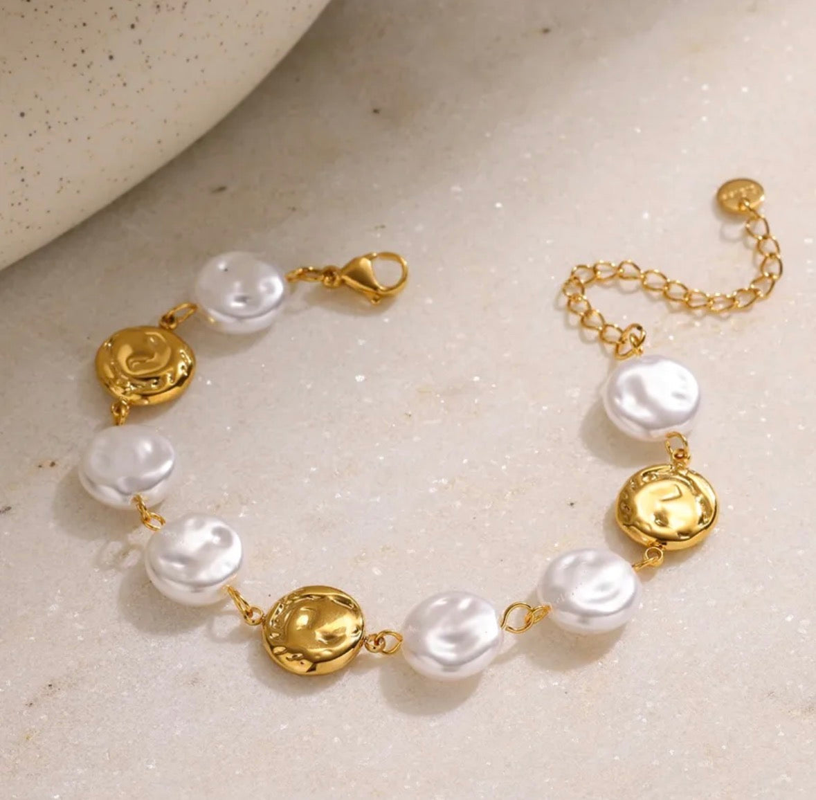Pearl Gold Bracelet