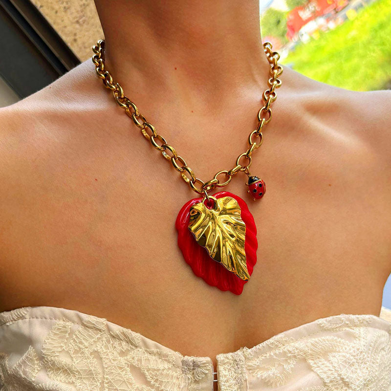 Isa Necklace