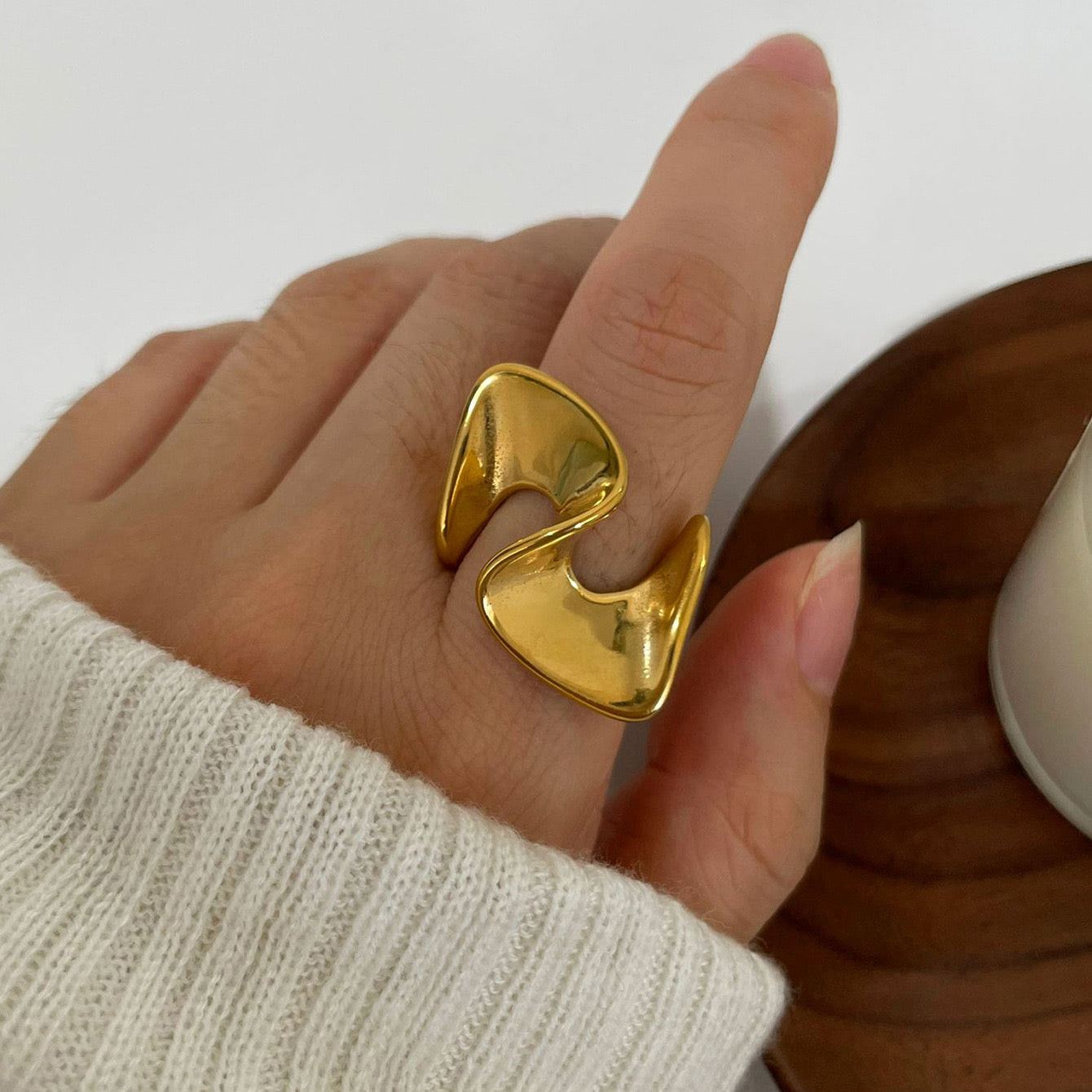 Kendra Ring